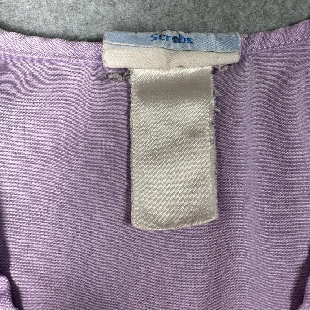 SB Scrubs Women's Medium‎ Lavender Short Sleeve Scrub Top
